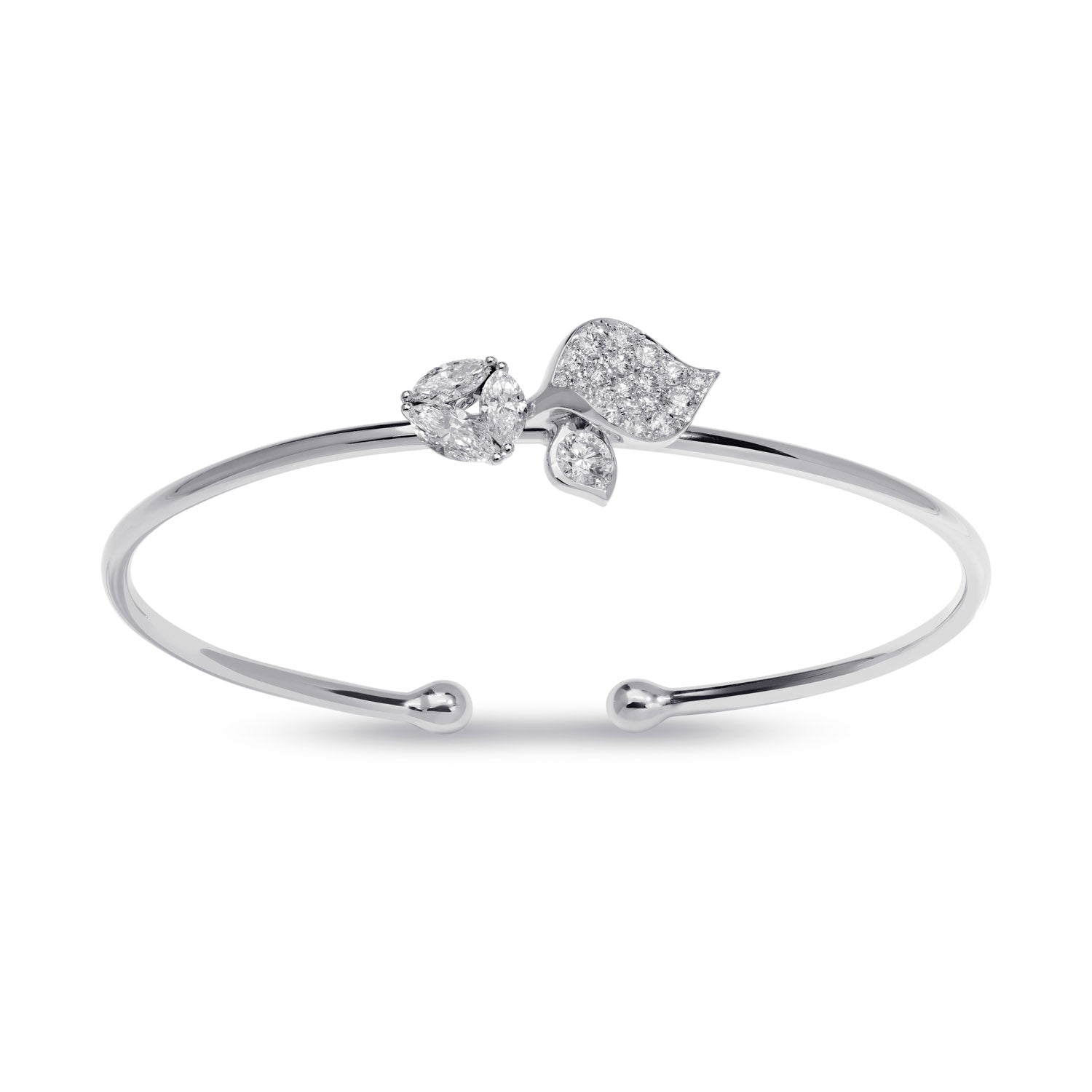 À FLEUR DE PARIS flexible Diamond Bangle