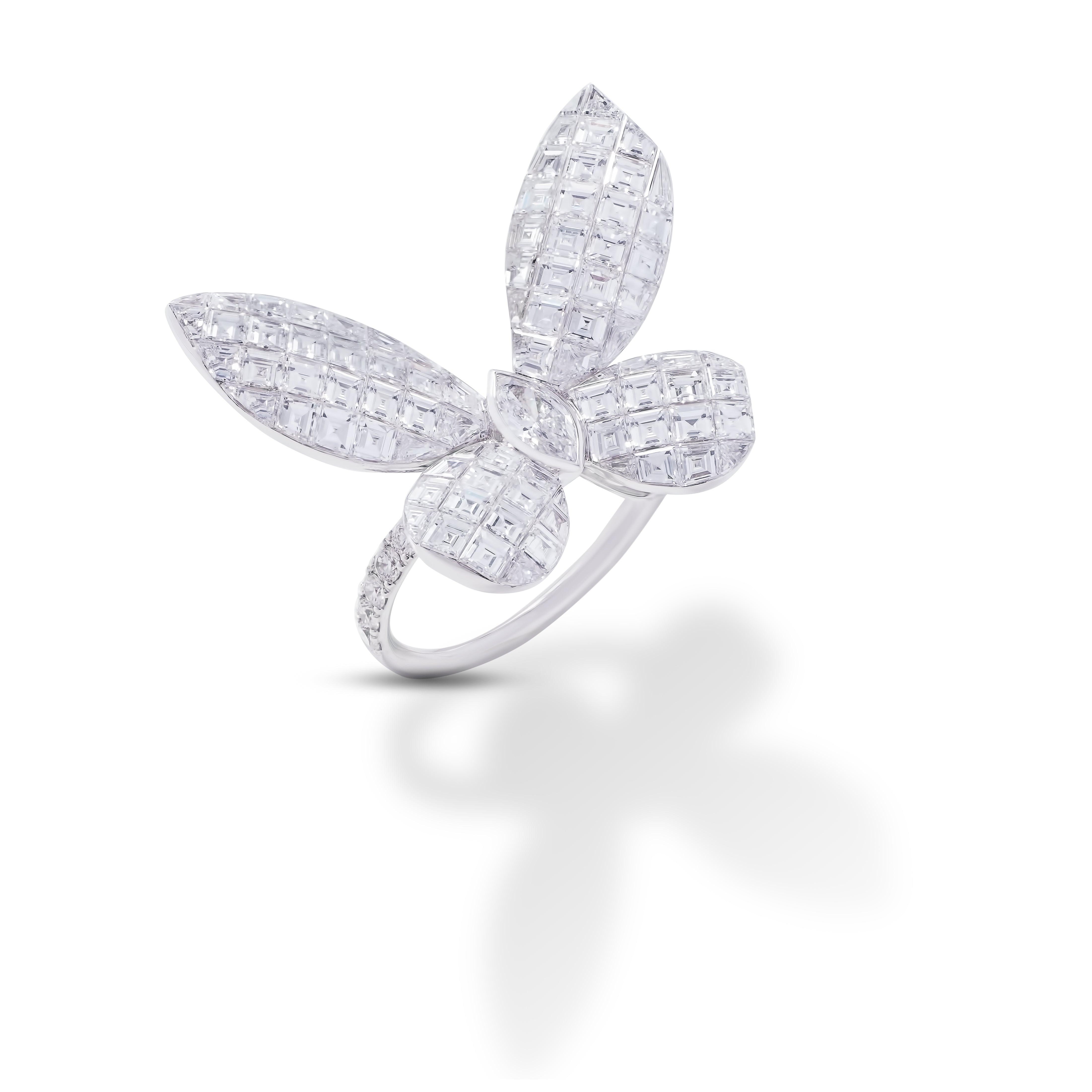 MADEMOISELLE B., round Shape Diamond Ring