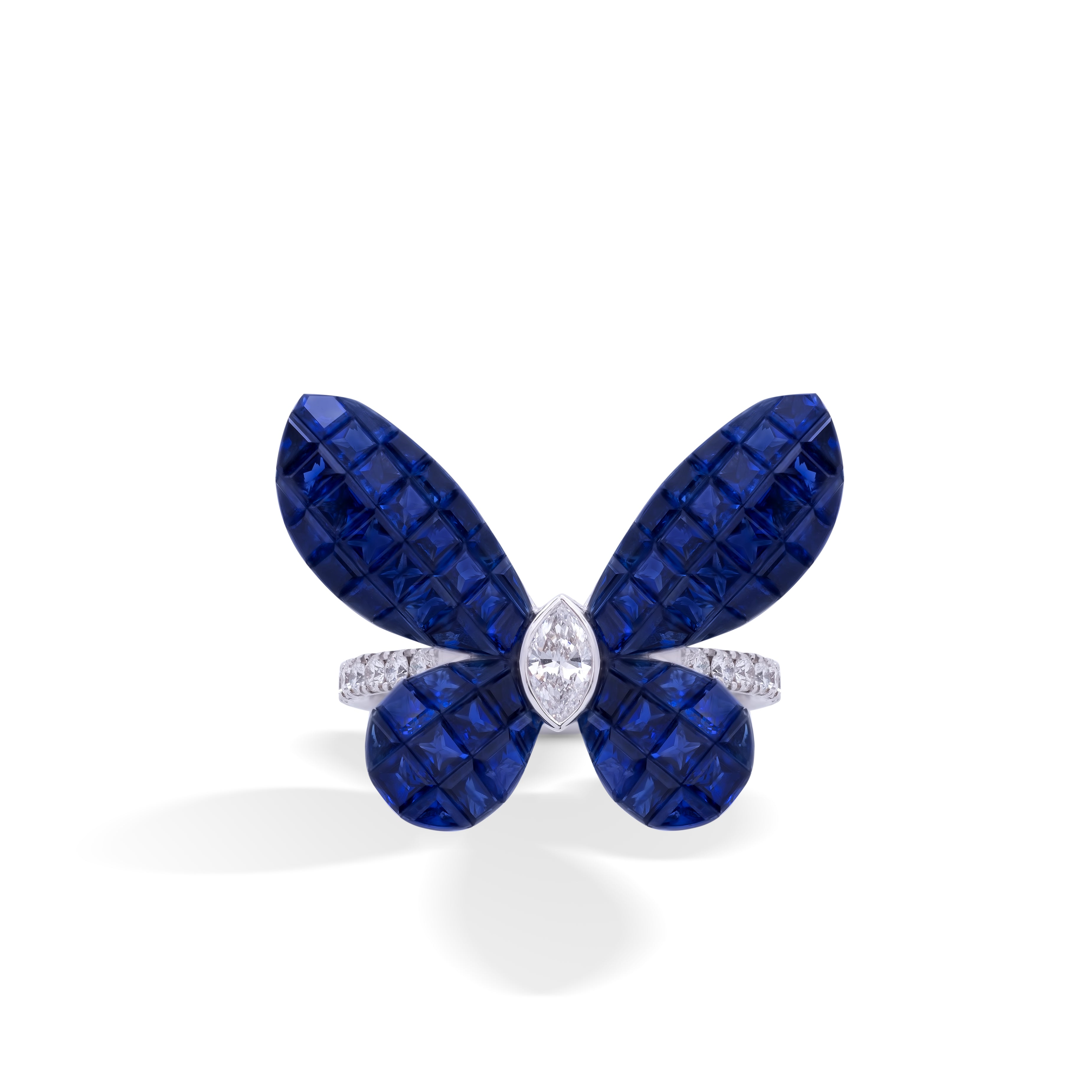 MADEMOISELLE B., round Shape Sapphire Ring